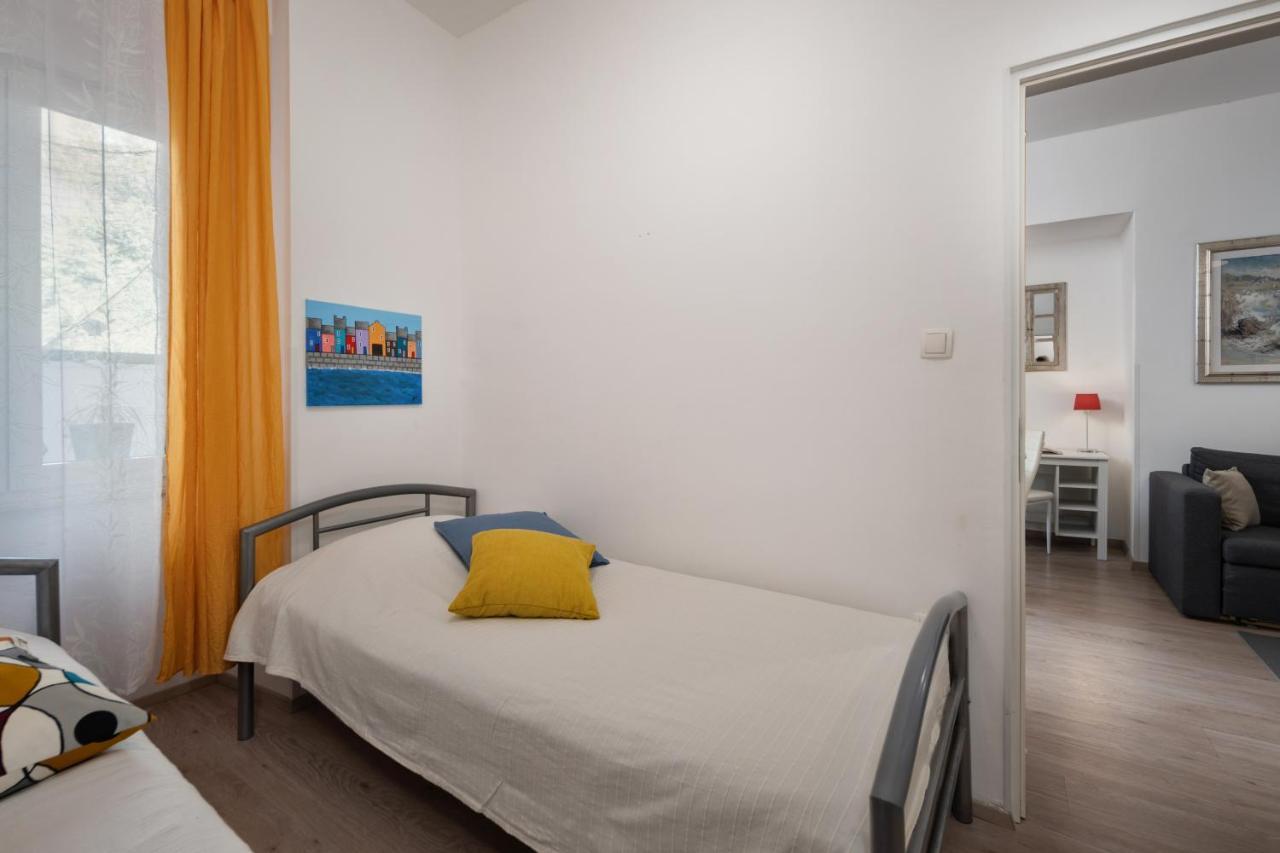 Naval Apartment Rijeka Bagian luar foto