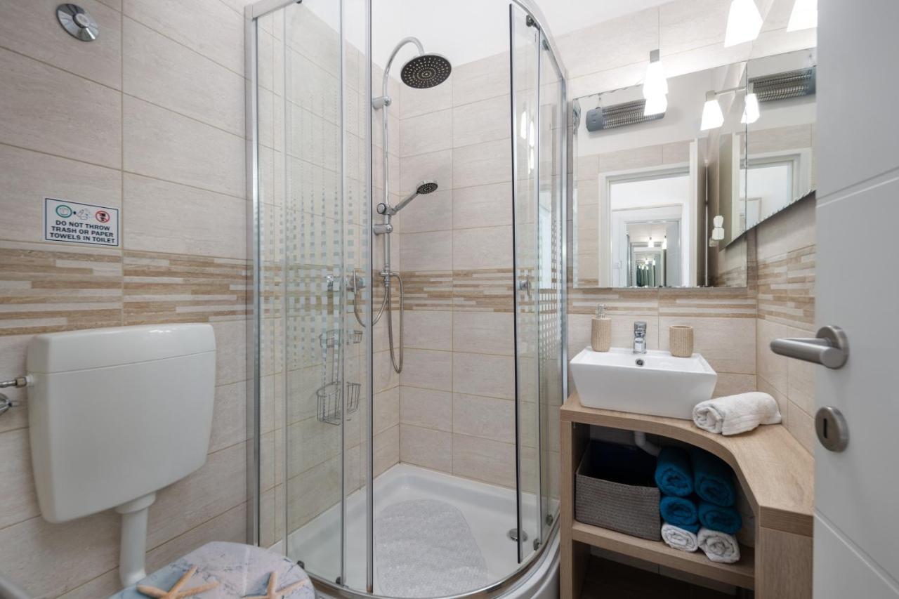 Naval Apartment Rijeka Bagian luar foto